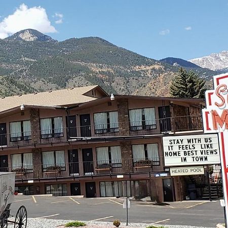 Silver Saddle Motel 马尼温泉 外观 照片