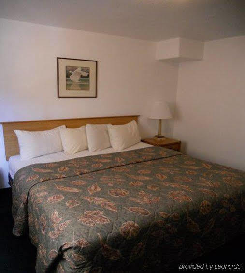 Silver Saddle Motel 马尼温泉 外观 照片